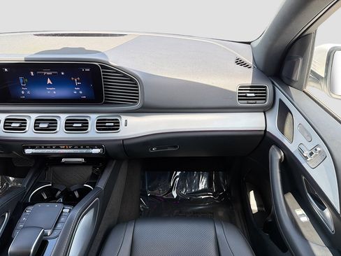 Used 2024 Mercedes-Benz GLE 350 4MATIC image 18