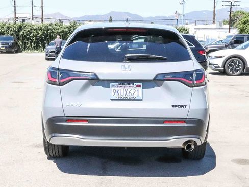Used 2024 Honda HR-V Sport image 3