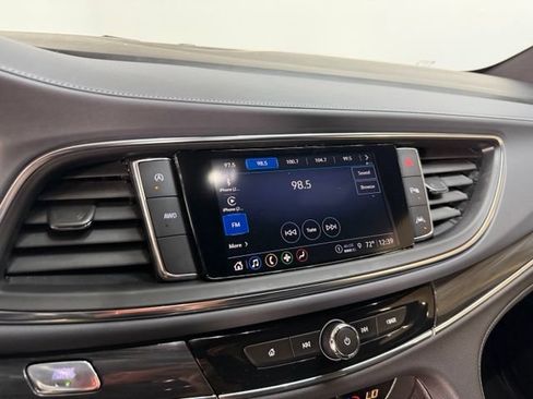 Used 2023 Buick Enclave Essence AWD/4WD image 21
