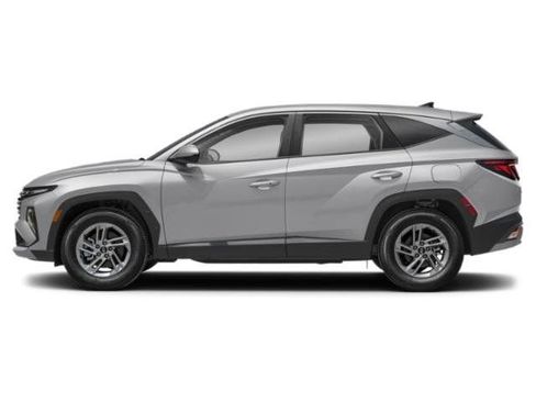 New 2026 Hyundai Tucson SE FWD image 3