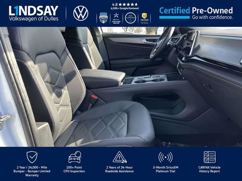 Used 2025 Volkswagen Atlas Cross Sport SE image 12