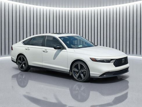 Used 2026 Honda Accord Sport image 2