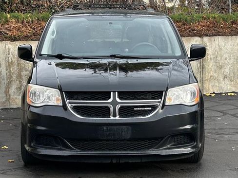 Used 2012 Dodge Grand Caravan SXT image 8