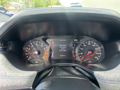 Used 2024 Jeep Compass Latitude AWD/4WD image 21