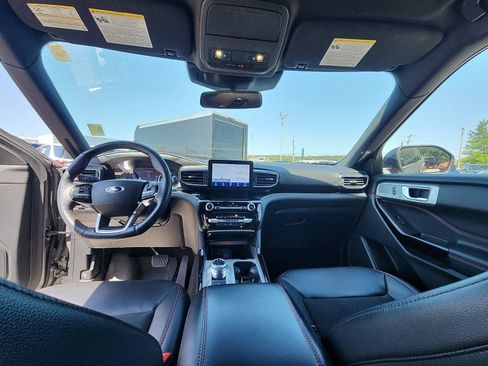 Used 2022 Ford Explorer ST-Line w/ Class IV Trailer Tow Package RWD image 20