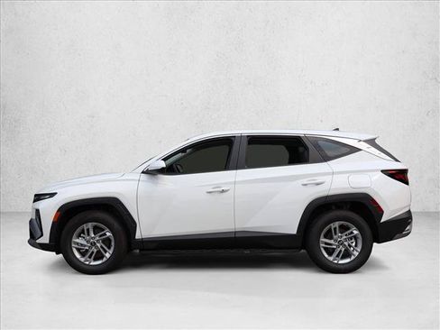 Used 2026 Hyundai Tucson SE AWD/4WD image 8