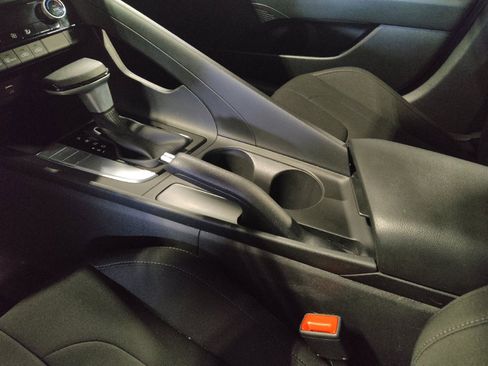 Used 2024 Hyundai Elantra SEL FWD image 26