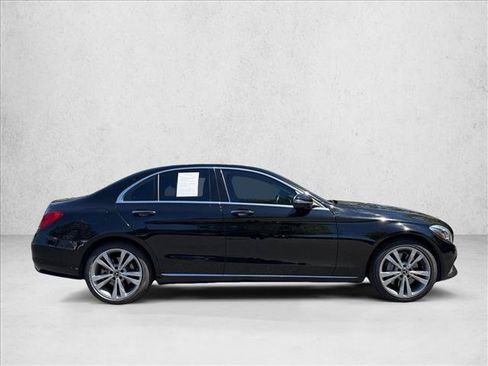 Used 2018 Mercedes-Benz C 350e Sedan image 4