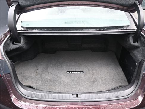 Used 2013 Toyota Avalon XLE Premium image 7