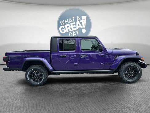 New 2026 Jeep Gladiator Willys image 10