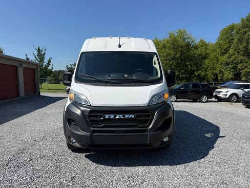 Used 2024 RAM ProMaster 2500 w/ Convenience Group FWD image 8