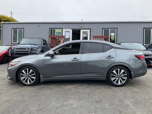 Used 2020 Nissan Sentra SV w/ SV Premium Package image 5