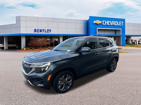 Used 2024 Kia Seltos S image 1