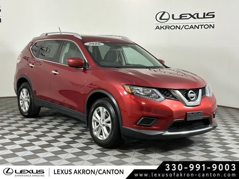 Used 2016 Nissan Rogue SV AWD/4WD image 1