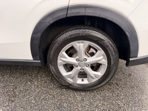 Certified 2024 Honda HR-V LX image 8