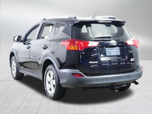 Used 2015 Toyota RAV4 XLE AWD/4WD image 5