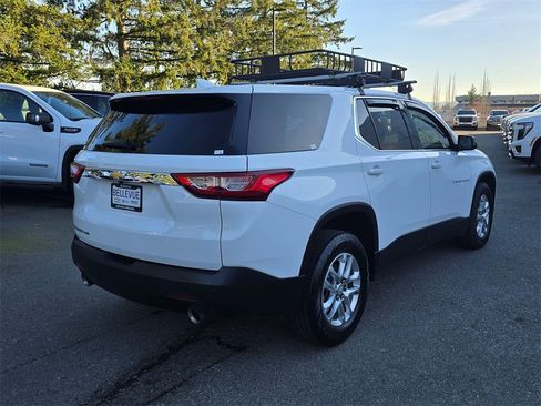 Used 2020 Chevrolet Traverse LS image 5