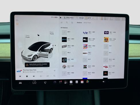 Used 2023 Tesla Model 3 Standard Range RWD image 11
