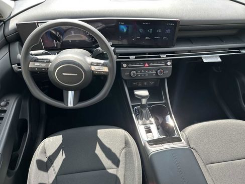 New 2026 Hyundai Tucson SE image 10