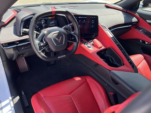 Used 2025 Chevrolet Corvette Z06 w/ Stealth Interior Trim Package RWD image 7