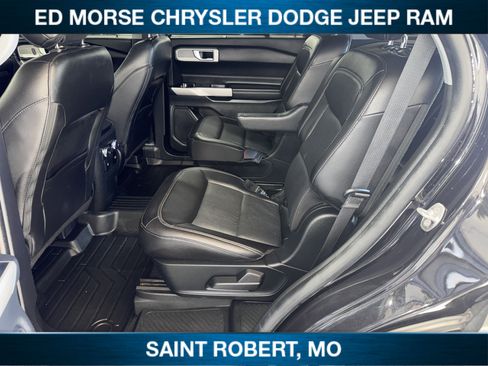 Used 2022 Ford Explorer Limited w/ Equipment Group 301A image 27