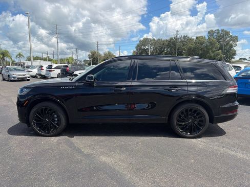 Used 2025 Lincoln Aviator Reserve w/ Jet Appearance Package AWD/4WD image 4