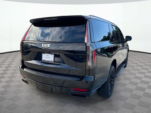 Used 2024 Cadillac Escalade ESV Sport w/ LPO, ONYX Package AWD/4WD image 6