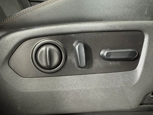 Used 2021 GMC Sierra 1500 AT4 w/ AT4 Value Package image 34