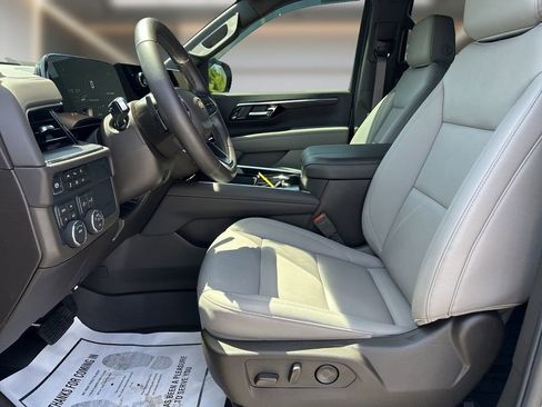 Used 2026 Chevrolet Tahoe LT w/ Comfort Package AWD/4WD image 12