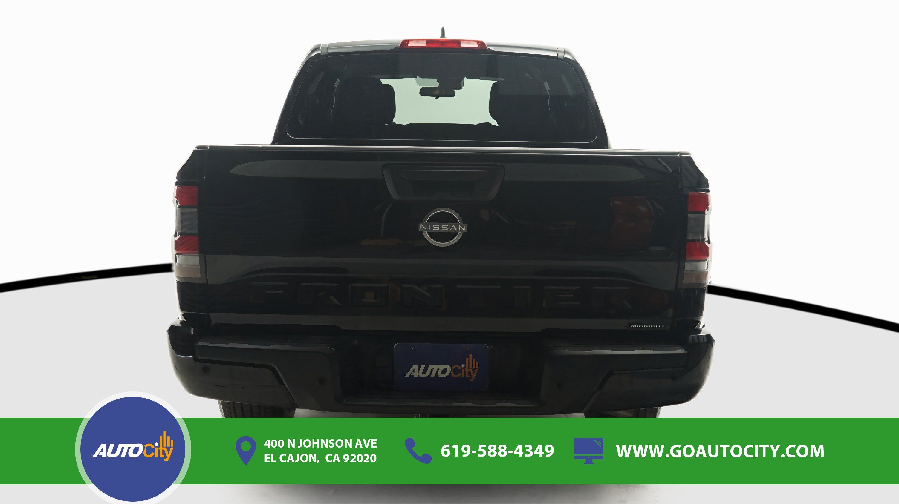 Used 2023 Nissan Frontier SV w/ Midnight Edition Package RWD image 12