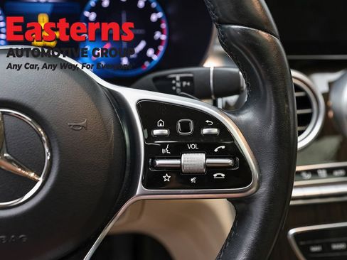 Used 2021 Mercedes-Benz C 300 4MATIC Sedan image 16