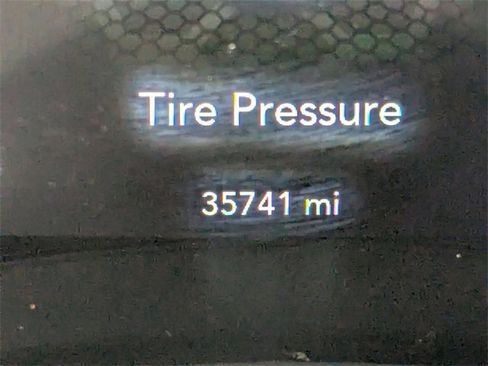 Used 2023 Dodge Charger GT w/ Blacktop Package image 33