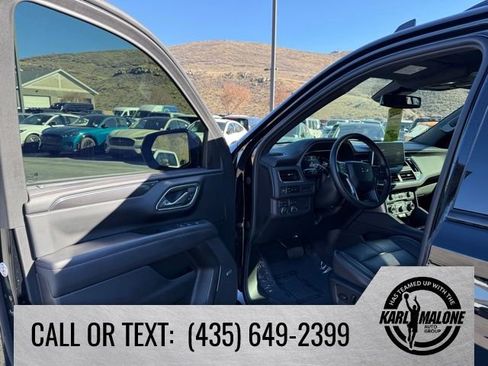 Used 2023 Chevrolet Suburban RST w/ Sport Performance Package AWD/4WD image 11