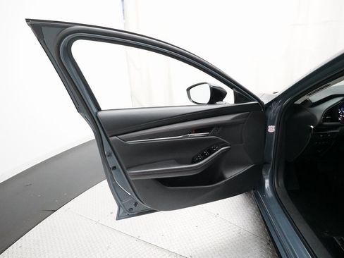 Used 2025 MAZDA MAZDA3 s image 26