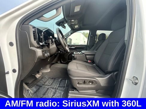 Used 2025 Chevrolet Silverado 2500 LT w/ Convenience Package AWD/4WD image 10