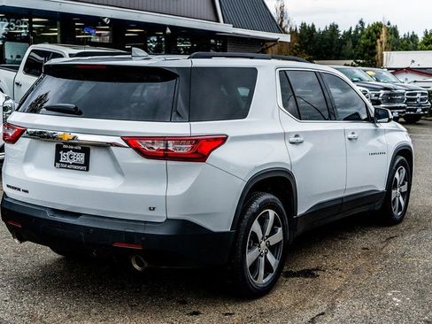 Used 2019 Chevrolet Traverse LT w/ LT Premium Package AWD/4WD image 11