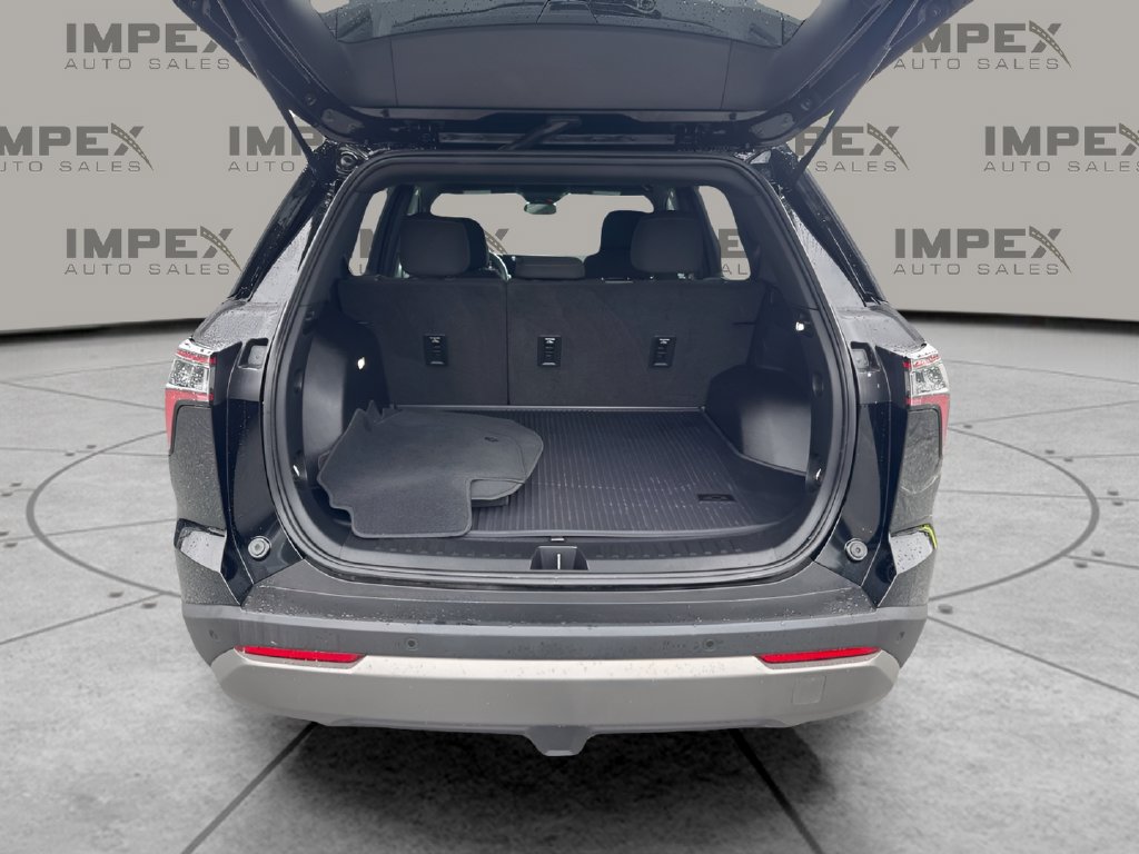 Used 2025 Chevrolet Equinox LT AWD/4WD image 22
