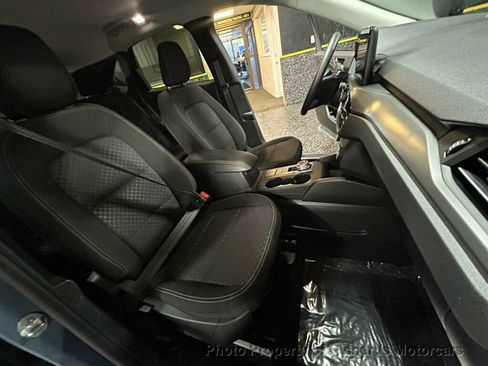 Used 2025 Ford Escape Active AWD/4WD image 23