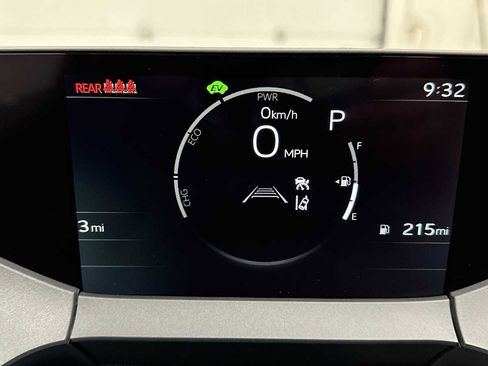 New 2026 Toyota Prius LE image 17