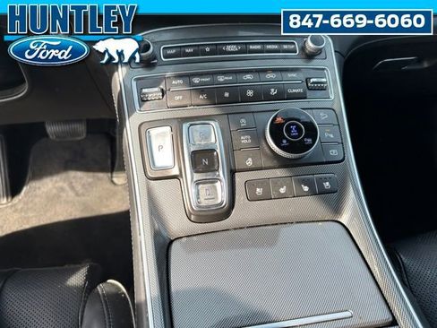 Used 2023 Hyundai Santa Fe Limited image 21