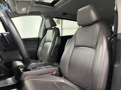Used 2019 Honda Odyssey EX-L image 25