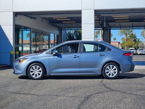 Used 2020 Toyota Corolla LE image 8