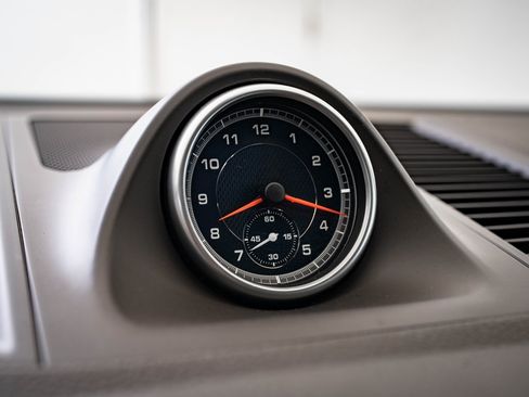 Used 2019 Porsche Macan S image 37