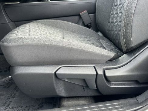 New 2026 Nissan Kicks SV image 20