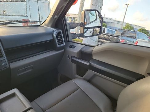 Used 2022 Ford F350 XL w/ Power Equipment Group image 17