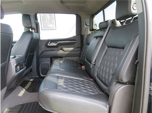Used 2022 GMC Sierra 1500 Elevation w/ Preferred Package AWD/4WD image 5