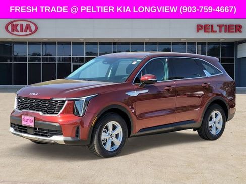 Used 2025 Kia Sorento LX FWD image 3