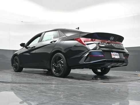Used 2026 Hyundai Elantra SEL Sport Premium FWD image 53