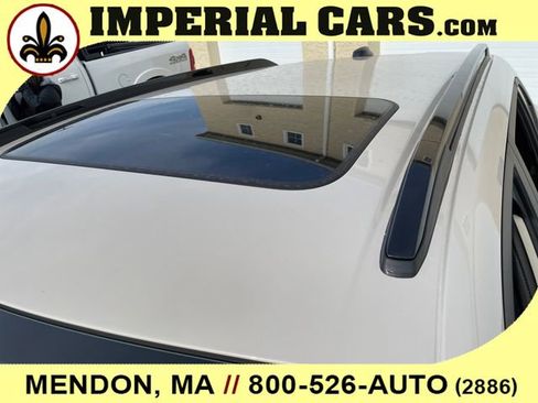 New 2026 Chevrolet Trax RS w/ Sunroof Package image 9