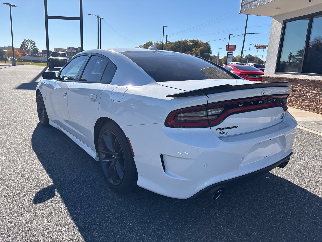 Used 2019 Dodge Charger Scat Pack RWD image 6